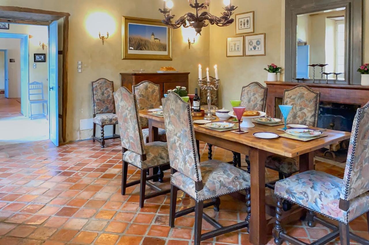 Maison Manechal Monfaucon  Luaran gambar